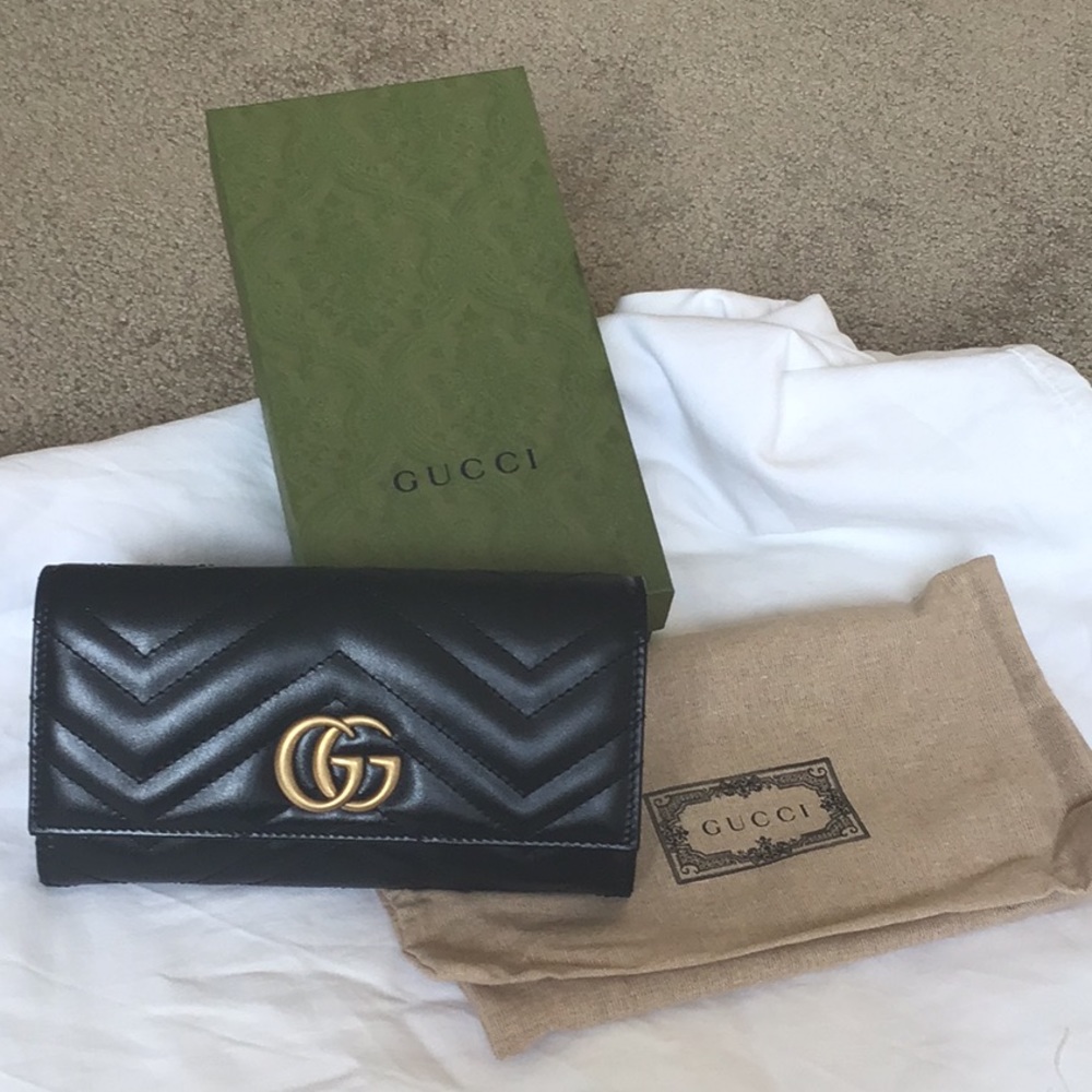 Brand new Gucci GG Marmont Continental Wallet